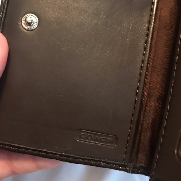 Authentic Coach Monogram Wallet - Picture 3 of 4